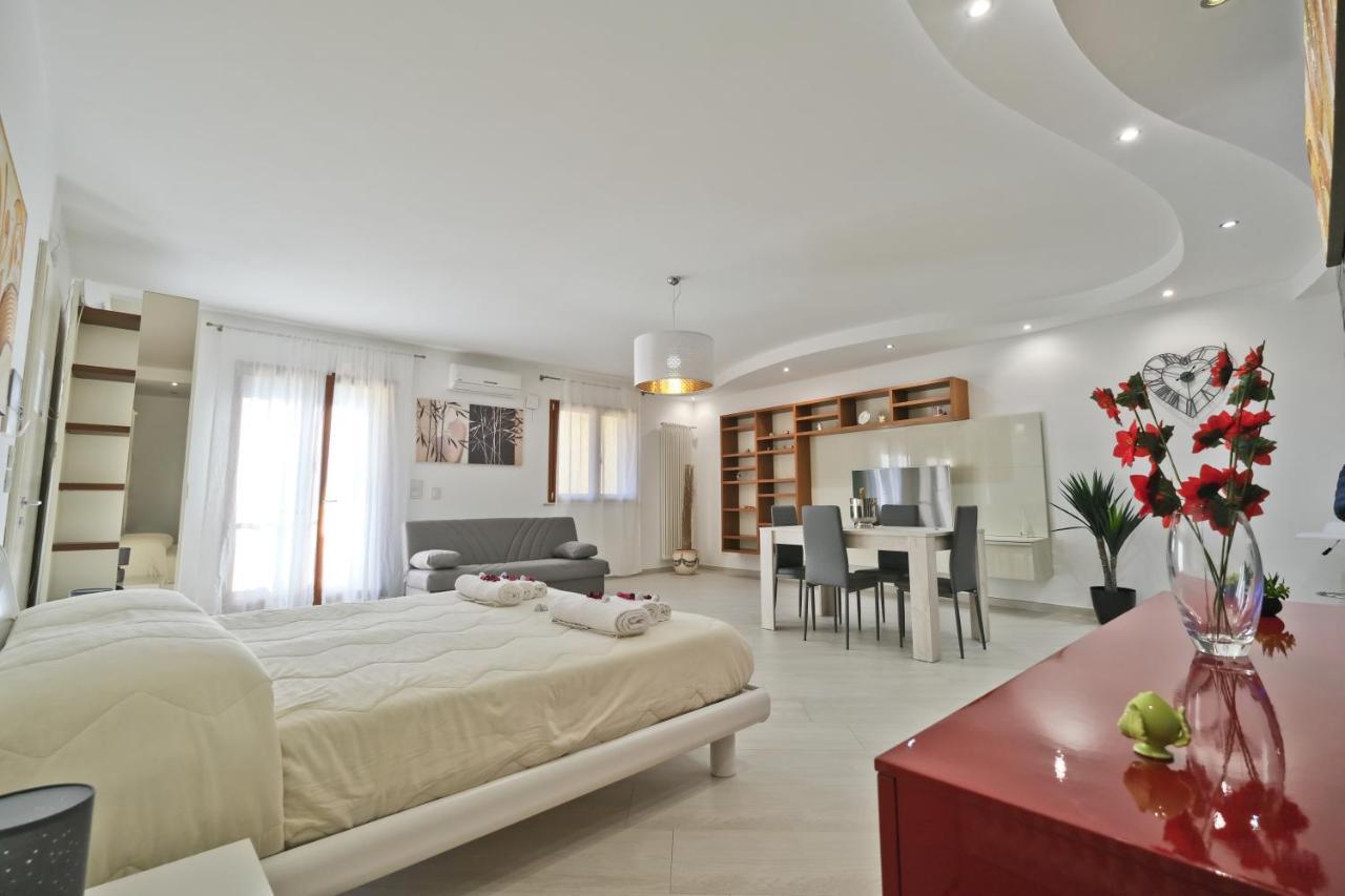 Modern House - 5 Stelle - Posto Auto Privato Διαμέρισμα Μπρίντιζι Εξωτερικό φωτογραφία
