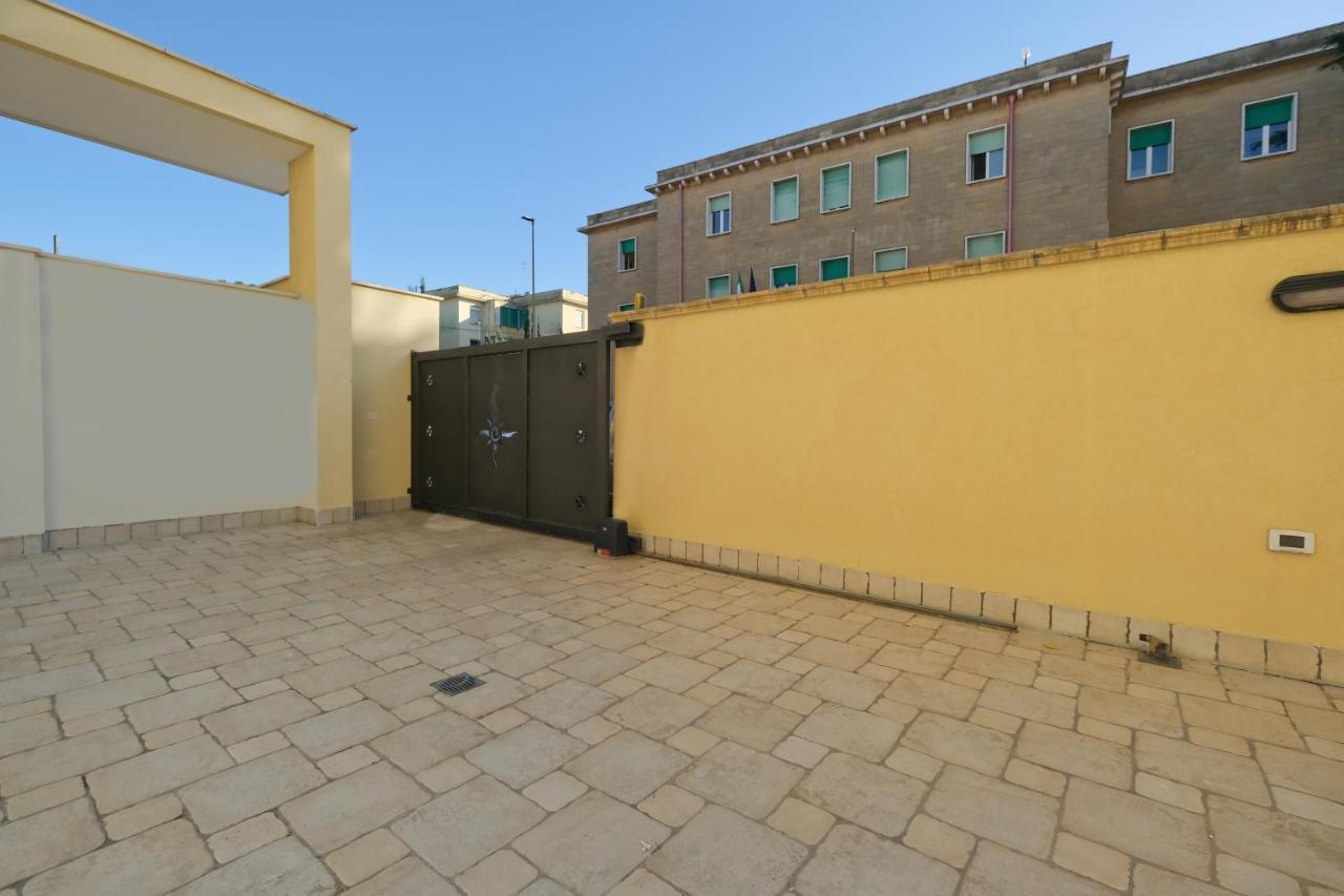 Modern House - 5 Stelle - Posto Auto Privato Διαμέρισμα Μπρίντιζι Εξωτερικό φωτογραφία